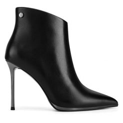 Botki Eva Minge. Czarne botki Eva Minge, bez wzorów, bez obcasa, na szpilce, bez zapięcia. Za 439.00 zł.