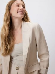 Marynarka z lnem i wiskozą - beżowy. Brązowe marynarki i żakiety Reserved, l, bez wzorów, z tkaniny, bez ramiączek. Za 199.99 zł.