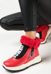 Czerwone Śniegowce na Grubej Podeszwie z Futerkiem Heflana. Czerwone śniegowce Born2be, bez wzorów, bez zapięcia. Za 34.99 zł.
