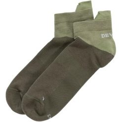 Skarpetki Devold Endurance Merino Low Sock - Lichen. Zielone skarpetki Devold, bez wzorów, z materiału. Za 99.00 zł.