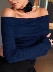Sweter - granatowy. Niebieskie swetry Sinsay, l, bez wzorów, bez ramiączek. Za 25.99 zł.