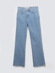 Jeansy damskie bootcut niebieskie Chiara 144. Niebieskie jeansy BIG STAR, l, bez wzorów, z denimu, klasyczne, z podwyższonym stanem. Za 329.99 zł.