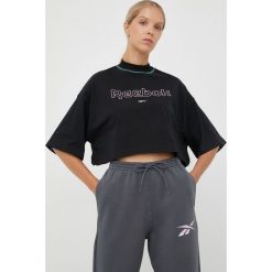 Reebok Classic t-shirt damski kolor czarny. Czarne t-shirty Reebok Classic, l, z aplikacjami, bez kołnierzyka, bez ramiączek. W wyprzedaży za 104.99 zł.