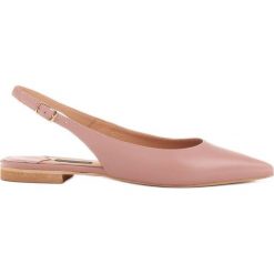 Marco Shoes Sandały w kolorze pudrowego różu różowe. Czerwone sandały Marco Shoes, bez wzorów, bez obcasa, bez zapięcia. Za 249.00 zł.