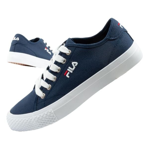 Buty sportowe trampki damskie Fila Pointer Classic. Niebieskie trampki Fila, bez wzorów, z dresówki, casualowe, bez zapięcia. Za 99.00 zł.