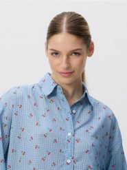 Wzorzysta koszula - jasnoniebieski. Niebieskie koszule Reserved, l, bez wzorów, z tkaniny, bez kołnierzyka, bez ramiączek. Za 139.99 zł.