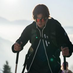 Polarowa kurtka – Czarna. Czarne kurtki FEROCE, l, bez wzorów, z polaru, bez kaptura. Za 235.53 zł.