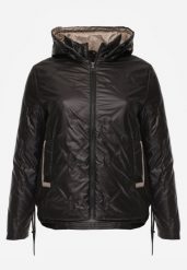 Czarna Pikowana Kurtka z Odpinanym Kapturem i Dłuższym Tyłem Harmenope. Czarne kurtki Born2be, plus size, bez wzorów, z jeansu. Za 149.99 zł.