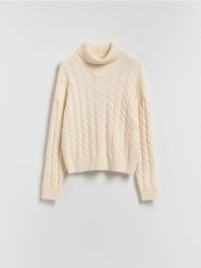 Golf z ozdobnym splotem - kremowy. Białe swetry Reserved, l, bez wzorów, z dzianiny, bez ramiączek. Za 129.99 zł.