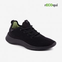 Damskie tenisówki Coqui. Czarne trampki Coqui, bez wzorów, z materiału, klasyczne, przed kostkę, bez zapięcia. Za 229.99 zł.