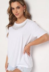 Biały Bawełniany T-shirt z Ozdobnymi Łańcuszkami przy Dekolcie Uglefia. Białe t-shirty Born2be, l, bez wzorów, z bawełny, eleganckie, bez kołnierzyka, bez ramiączek. W wyprzedaży za 29.74 zł.