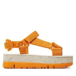 Sandały Camper. Brązowe sandały Camper, bez wzorów, bez obcasa, na płaskiej podeszwie, bez zapięcia. Za 369.99 zł.
