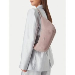 Torebka MEXX. Fioletowe torebki klasyczne Mexx, bez wzorów, klasyczne, bez dodatków. Za 149.99 zł.