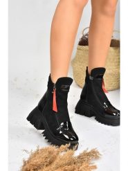 Trendyol Botki w kolorze czarnym rozmiar: 39. Czarne botki Trendyol, bez wzorów, bez obcasa, bez zapięcia. Za 204.48 zł.