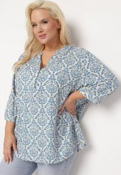 Biało-Niebieska Bluzka z Wiskozy z Rękawem 3/4 i Ornamentalnym Wzorem Belloma. Białe bluzki Born2be, xl, bez wzorów, z tkaniny, bez kołnierzyka, bez ramiączek. Za 94.99 zł.