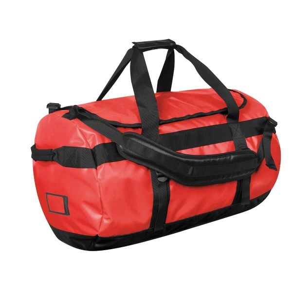 Wodoodporna Torba Na Sprzęt. Czarne torby sportowe STORMTECH, bez wzorów, z materiału, na ramię. Za 588.99 zł.
