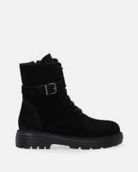 CZARNE BOTKI Z ZAMSZU 018130 109 BLACK. Czarne botki Venezia, bez wzorów, ze skóry, bez obcasa, bez zapięcia. Za 319.00 zł.