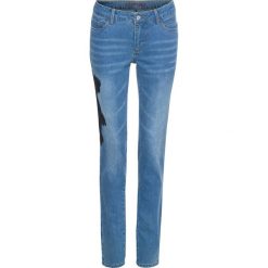Dżinsy z koronką bonprix niebieski "bleached" z niebieską koronką. Jeansy marki bonprix. Za 59.99 zł.