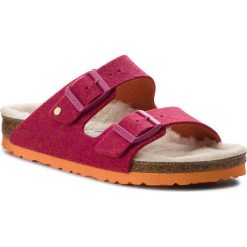 Kapcie BIRKENSTOCK - Arizona Rivet 1012434 Doubleface Fuchsia. Kapcie marki Birkenstock. W wyprzedaży za 259.00 zł.