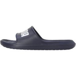 Klapki basenowe dla dorosłych Puma Divecat v2. Niebieskie klapki Puma, bez wzorów, z materiału, sportowe, bez obcasa, bez zapięcia. Za 159.99 zł.