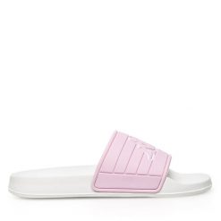 Klapki Kappa. Czerwone klapki Kappa, bez wzorów, bez obcasa, bez zapięcia. Za 79.99 zł.