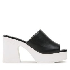 Klapki Unisa. Czarne klapki Unisa, bez wzorów, bez obcasa, bez zapięcia. Za 329.99 zł.