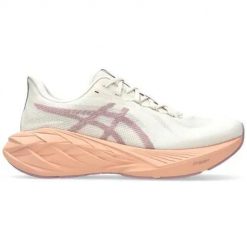 Buty do biegania damskie Asics Dynablast 6. Białe buty do biegania ASICS, bez wzorów, z materiału, bez zapięcia, do biegania. Za 626.00 zł.