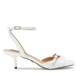 Sandały Nine West. Białe sandały Nine West, bez wzorów, bez obcasa, na szpilce, bez zapięcia. Za 229.99 zł.