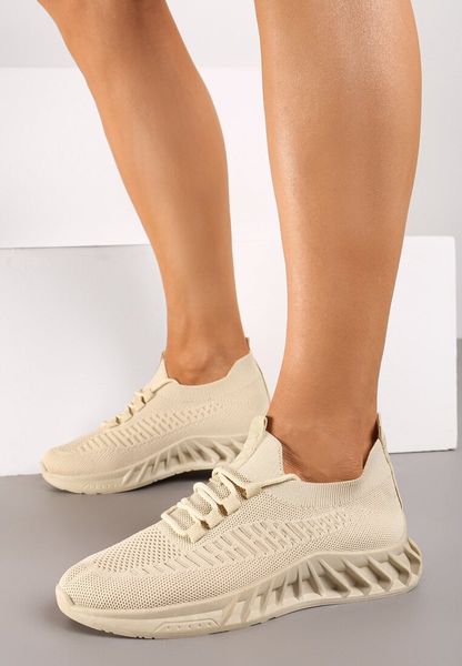 Beżowe Buty Sportowe Telephotis. Brązowe buty treningowe Born2be, bez wzorów, bez zapięcia, na fitness i siłownię. Za 49.99 zł.