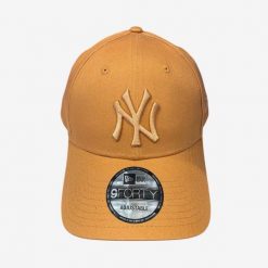 Czapka baseballówka z daszkiem New Era New York Yankees. Czapki z daszkiem New Era, bez wzorów, z bawełny, sportowe. Za 119.99 zł.
