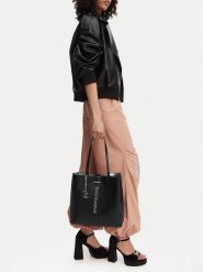 Juicy Couture Torebka CEO-BIJXT3265WVP. Czarny. Czarne shopper bag Juicy Couture, bez wzorów, ze skóry, bez dodatków. Za 319.99 zł.