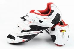 Trampki Northwave Starlight SRS. Czarne trampki Northwave, bez wzorów, z nylonu, eleganckie, bez zapięcia. Za 129.00 zł.