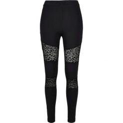 Legginsy damskie Urban Classics flock lace inset. Czarne legginsy Urban Classics, bez wzorów, z koronki, eleganckie. Za 158.00 zł.