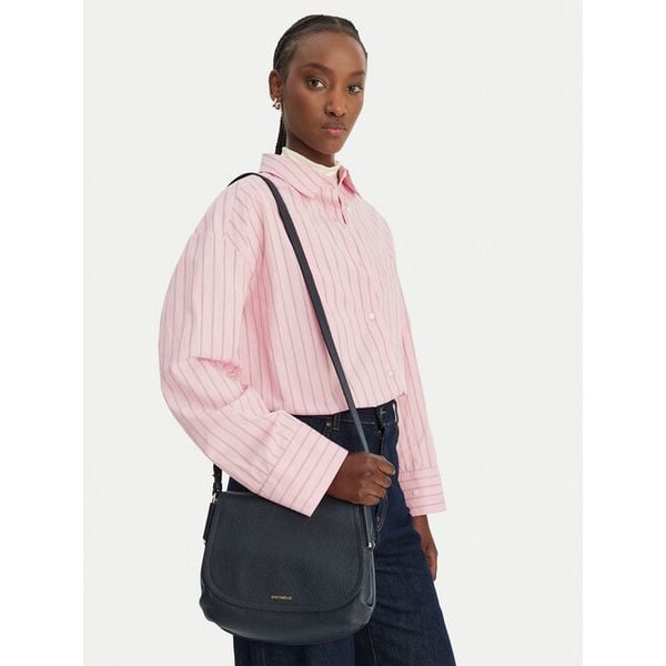 Torebka Coccinelle. Niebieskie listonoszki Coccinelle, bez wzorów, bez dodatków. Za 1,299.00 zł.