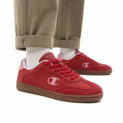 Buty damskie sportowe do chodzenia Champion PRESTIGE. Czerwone buty treningowe Champion, bez wzorów, z jeansu, bez zapięcia, trekkingowe. Za 119.00 zł.