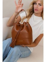 Lia Biassoni Skórzana torebka "Ancinale" w kolorze jasnobrązowym - 25 x 27 x 17 cm rozmiar: onesize. Brązowe torebki klasyczne Lia Biassoni, bez wzorów, z materiału, na ramię, bez dodatków. Za 260.99 zł.