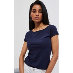 Bawełniana bluzka basic. Niebieskie bluzki MOODO, l, bez wzorów, z bawełny, bez kołnierzyka, bez ramiączek. Za 26.99 zł.