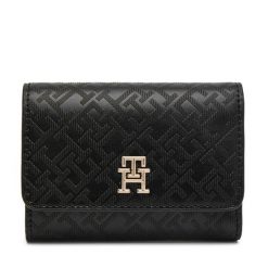 Duży Portfel Damski Tommy Hilfiger. Czarne portfele Tommy Hilfiger, bez wzorów. Za 319.99 zł.