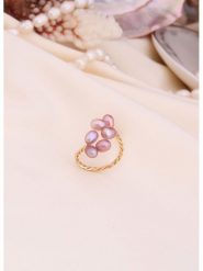 L'Atelier de Gaia Pozłacany pierścionek z perłami rozmiar: onesize. Żółte pierścionki L'Atelier de Gaia, z perłą, pozłacane. Za 117.73 zł.