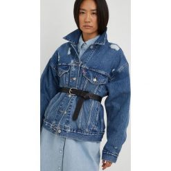 Levi's kurtka jeansowa damska kolor granatowy przejściowa. Niebieskie kurtki Levi's, l, bez wzorów, z jeansu, bez kaptura. Za 599.99 zł.