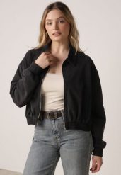 Czarna Bawełniana Bluza Bomberka o Kroju Oversize z Kołnierzem Viminala. Czarne bluzy Born2be, m, bez wzorów, z bawełny, biznesowe, bez ramiączek, bez kaptura. Za 149.99 zł.