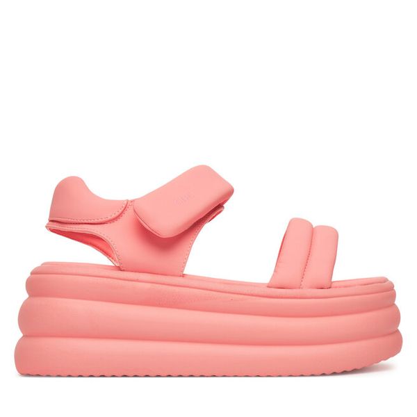 Sandały GOE. Czerwone sandały GOE, bez wzorów, bez obcasa, na koturnie, bez zapięcia. Za 239.99 zł.