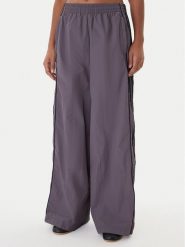 Adidas Spodnie dresowe Adibreak adicolor Adilenium JV7487 Szary Oversize. Szare spodnie dresowe adidas, bez wzorów, z dresówki. Za 299.99 zł.