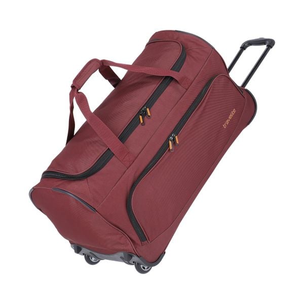 Torba podróżna travelite Basics L. Czerwone torby podróżne Travelite, bez wzorów, z materiału, duże. Za 280.10 zł.