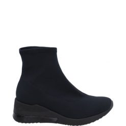 SPORTOWE BOTKI 8760 STRETC NERO. Botki Venezia, bez wzorów, sportowe, bez obcasa, bez zapięcia. Za 219.00 zł.
