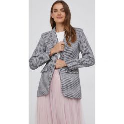 Answear Lab marynarka kolor czarny niezapinana wzorzysta. Czarne marynarki i żakiety Answear Lab, l, bez wzorów, z dzianiny, klasyczne, bez ramiączek. Za 199.99 zł.