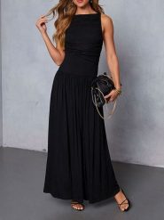 Milan Kiss Sukienka w kolorze czarnym rozmiar: M. Czarne sukienki Milan Kiss, m, bez wzorów, bez kołnierzyka, bez ramiączek, maxi. Za 173.99 zł.