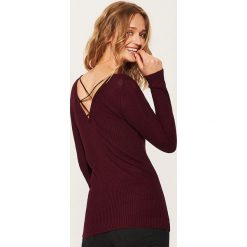 Sweter z dekoltem na plecach - Bordowy. Swetry marki DOMYOS. W wyprzedaży za 49.99 zł.