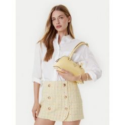 Torebka Guess. Brązowe torebki klasyczne Guess, z aplikacjami, bez dodatków. Za 749.99 zł.