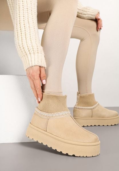 Beżowe Śniegowce na Grubej Podeszwie z Elastyczną Cholewką Nilevelia. Brązowe śniegowce Born2be, bez wzorów, z jeansu, bez zapięcia. Za 79.99 zł.